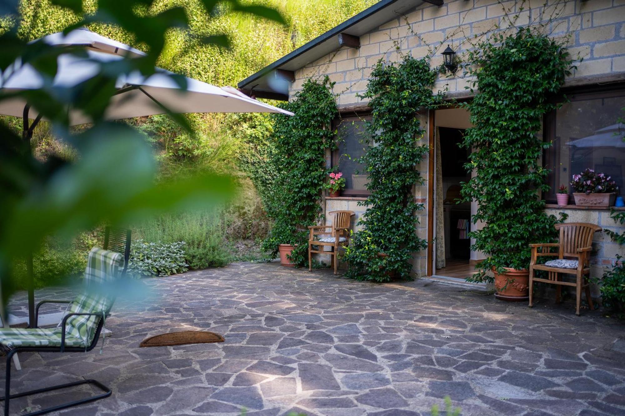 Villa Castello Santa Cristina Grotte di Castro Exterior foto